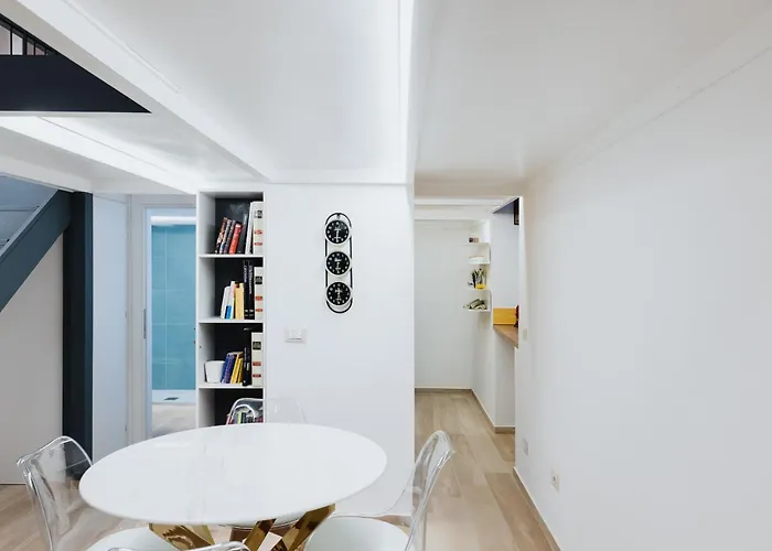 Modern Loft In Apartment Rom